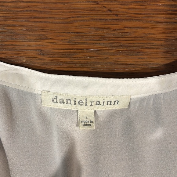 Top - Picture 5 of 6